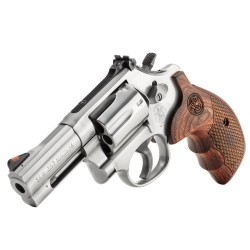 Revolver S&W 686 Plus Luxe Cal.357Mag Crosse Bois 7 Coups 3″