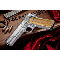 PISTOLET NIGHTHAWK CUSTOM 1911 GOVERNMENT VIP SILVER