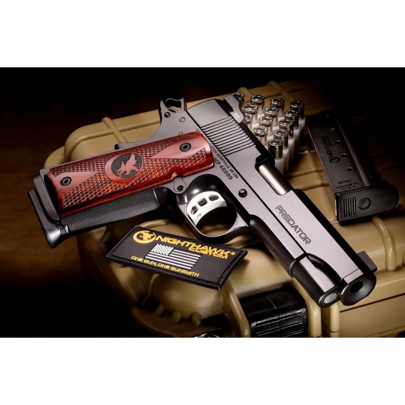 PISTOLET NIGHTHAWK CUSTOM 1911 COMMANDER PREDATOR II