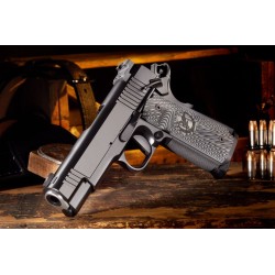 PISTOLET NIGHTHAWK CUSTOM 1911 COMMANDER SHADOW HAWK COMMANDER