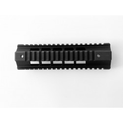 Garde-main B&T à 3 rails pour Mossberg 590. BT-21880