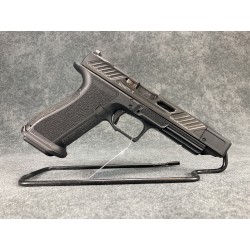 Pistolet Shadow Systems...