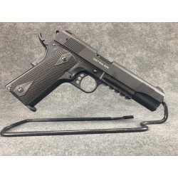 Pistolet Walther Government colt rail gun 22LR...